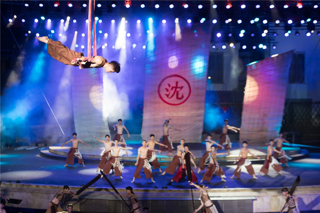 公告｜《四季演出》今日暂停演出