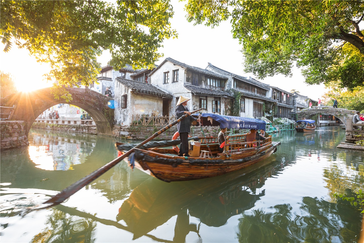 游记|绵绵秋日下江南,船行古镇游一日